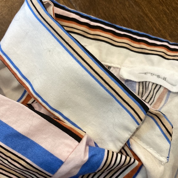 Lush striped off shoulder collared crop top size small - Picture 4 of 5